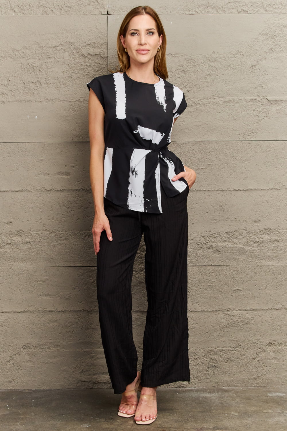 printed round neck short sleeve blouse