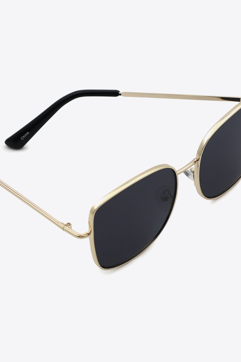 metal frame wayfarer sunglasses