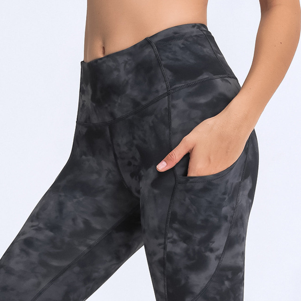 thigh pocket active leggings