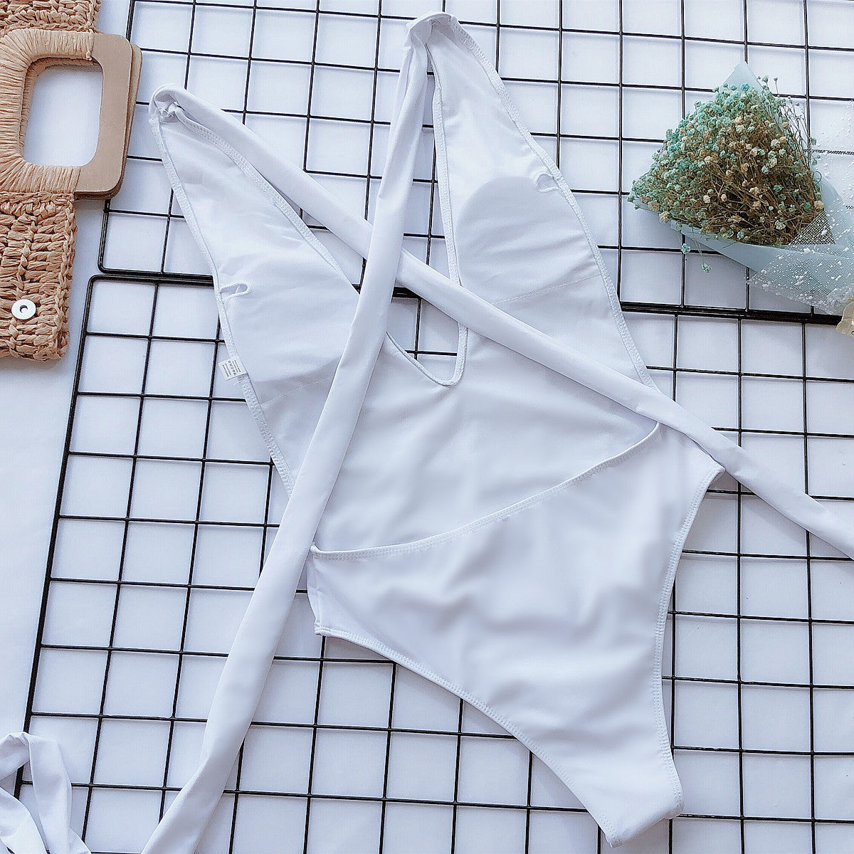 halter neck deep v tied one-piece swimsuit