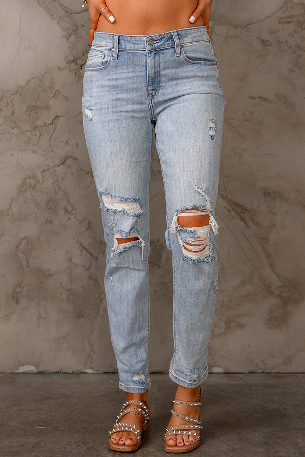 baeful distressed straight legs with pockets