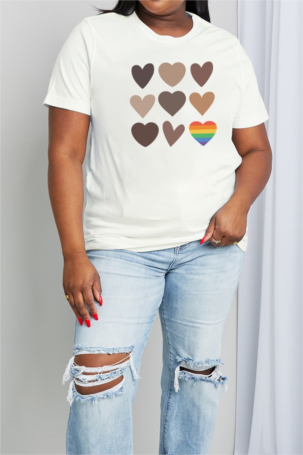 simply love simply love full size heart graphic cotton tee