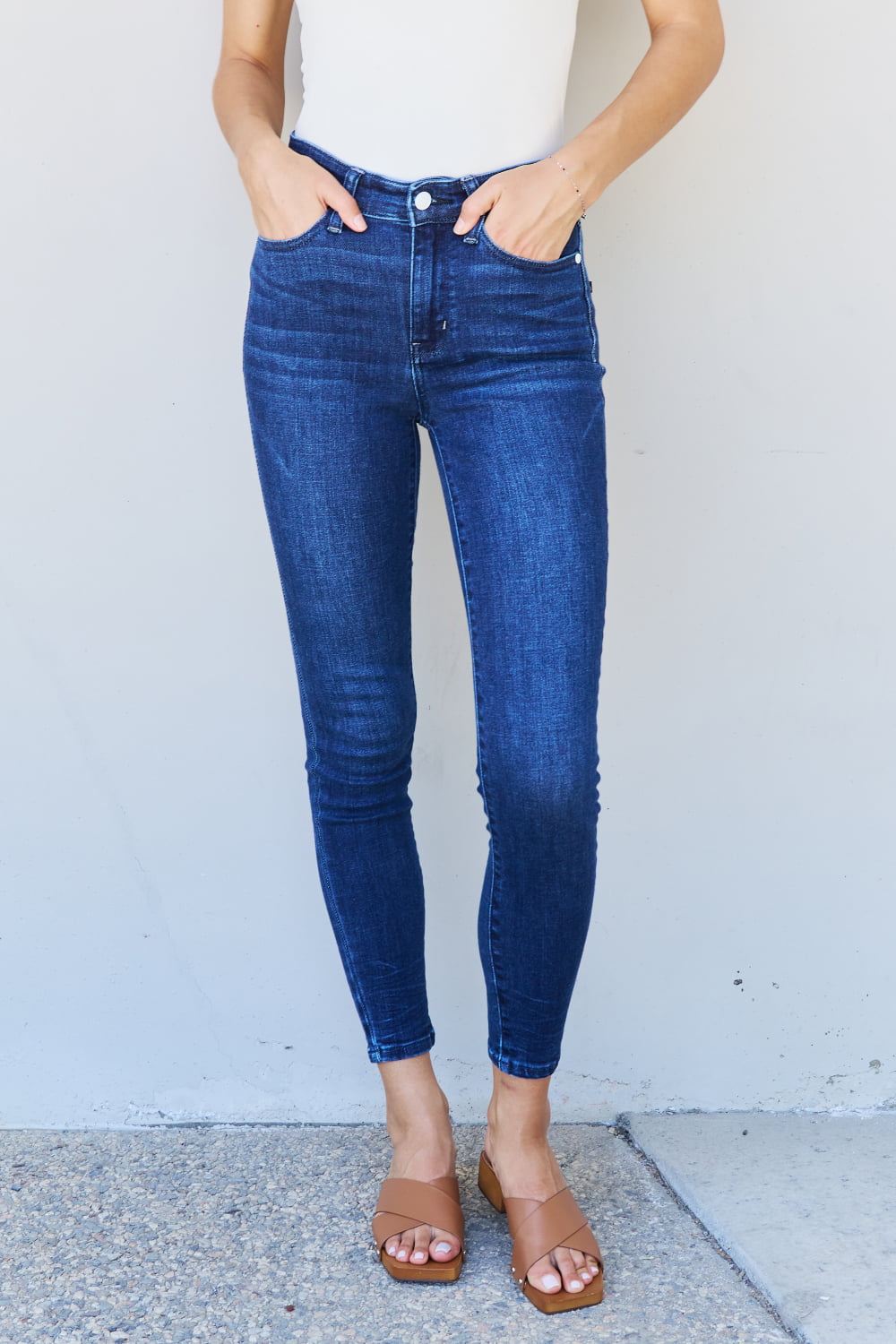 judy blue marie full size mid rise crinkle ankle detail skinny jeans