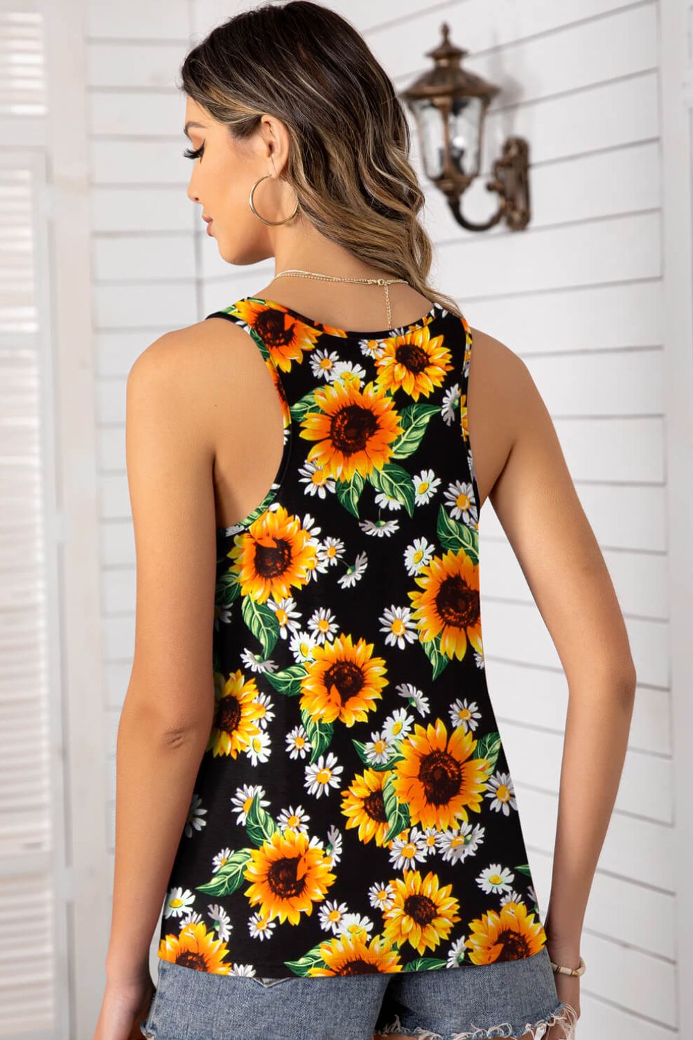 floral scoop neck tank top