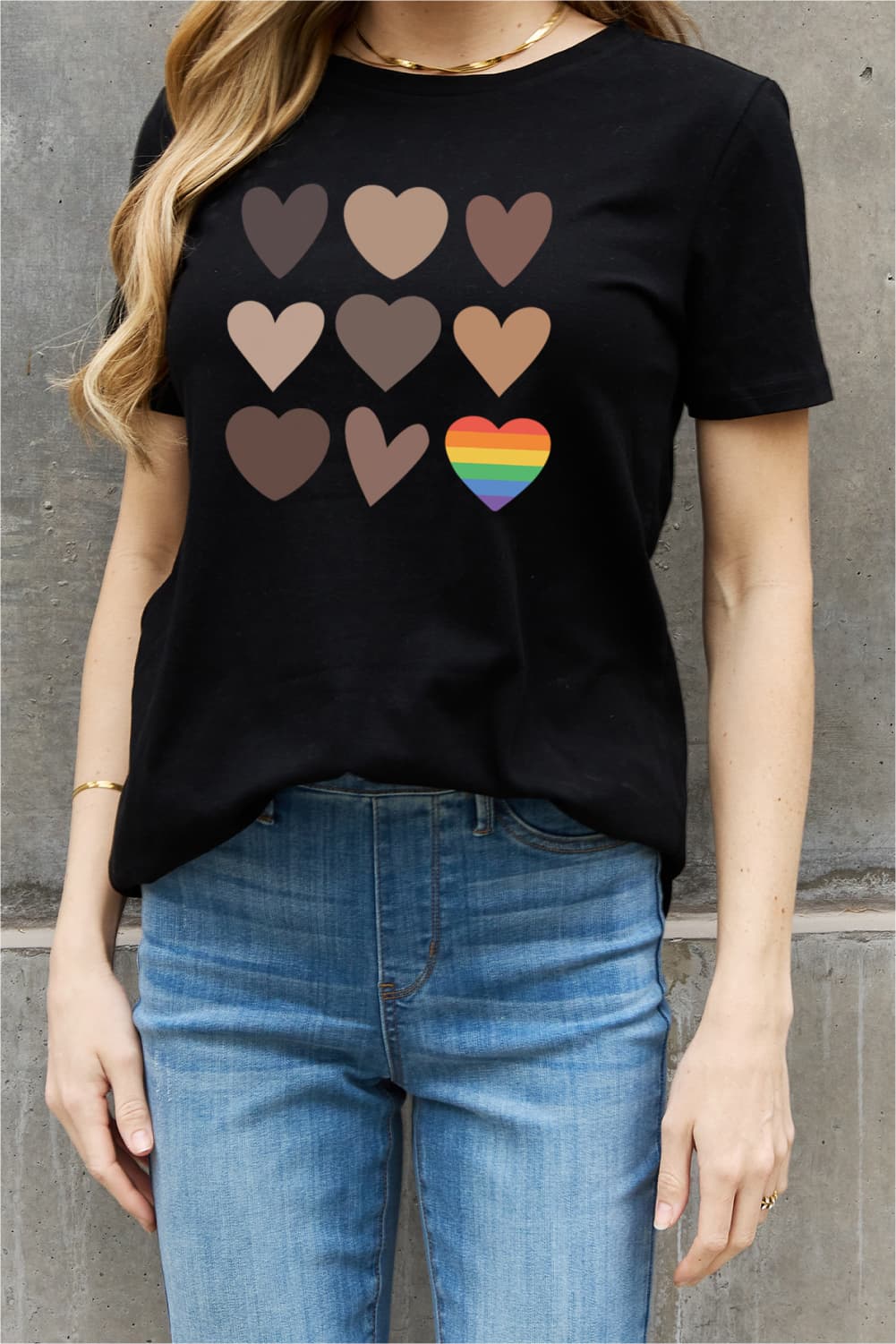 simply love simply love full size heart graphic cotton tee