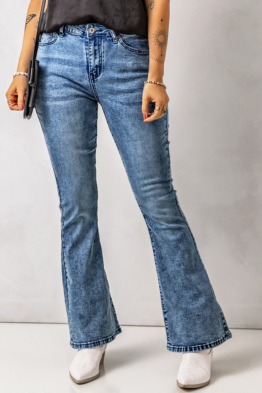 baeful vintage wash flare jeans with pockets