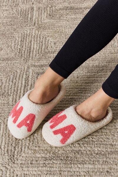 melody mama pattern cozy slippers