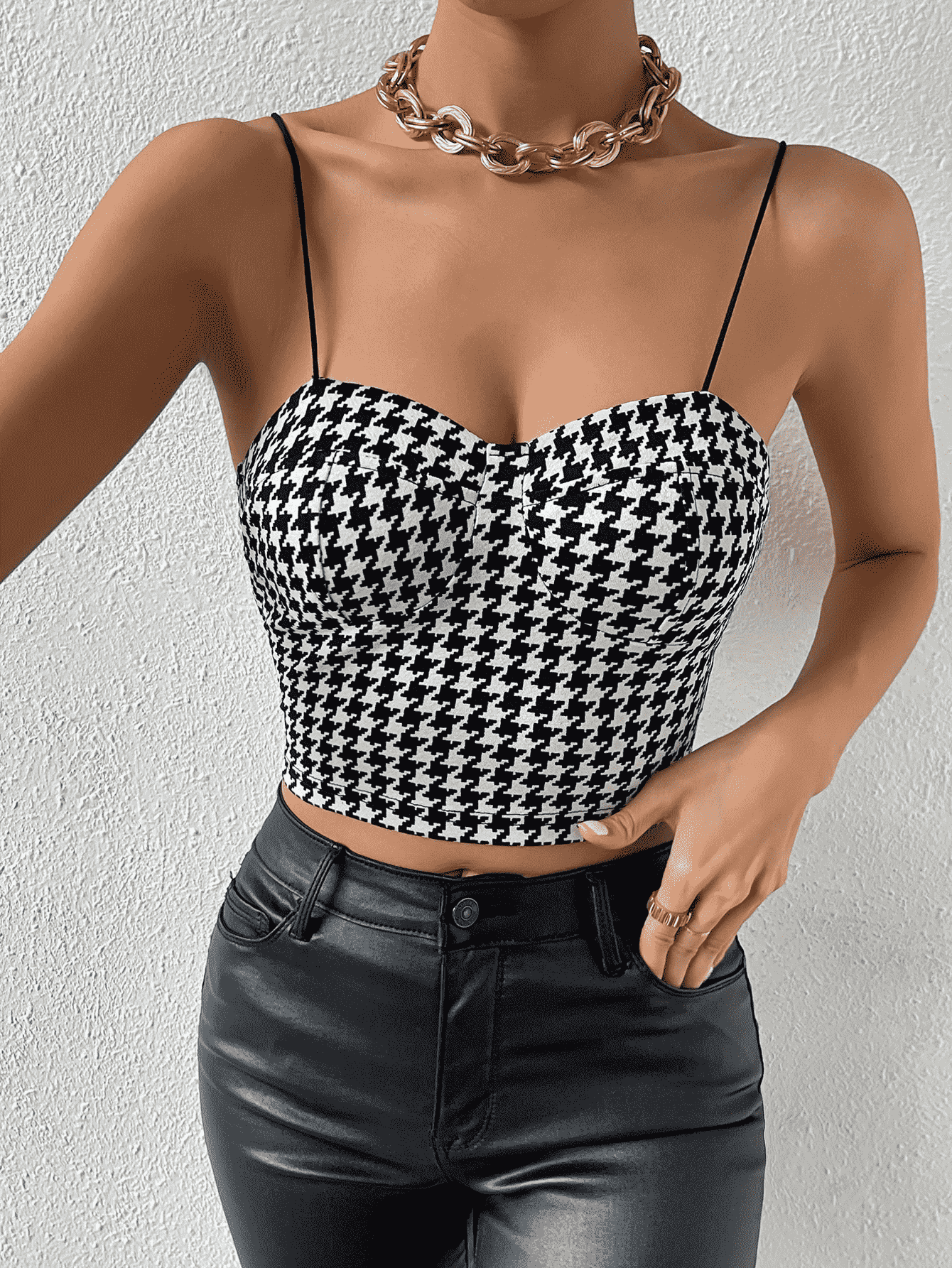 cropped sweetheart neck houndstooth pattern cami