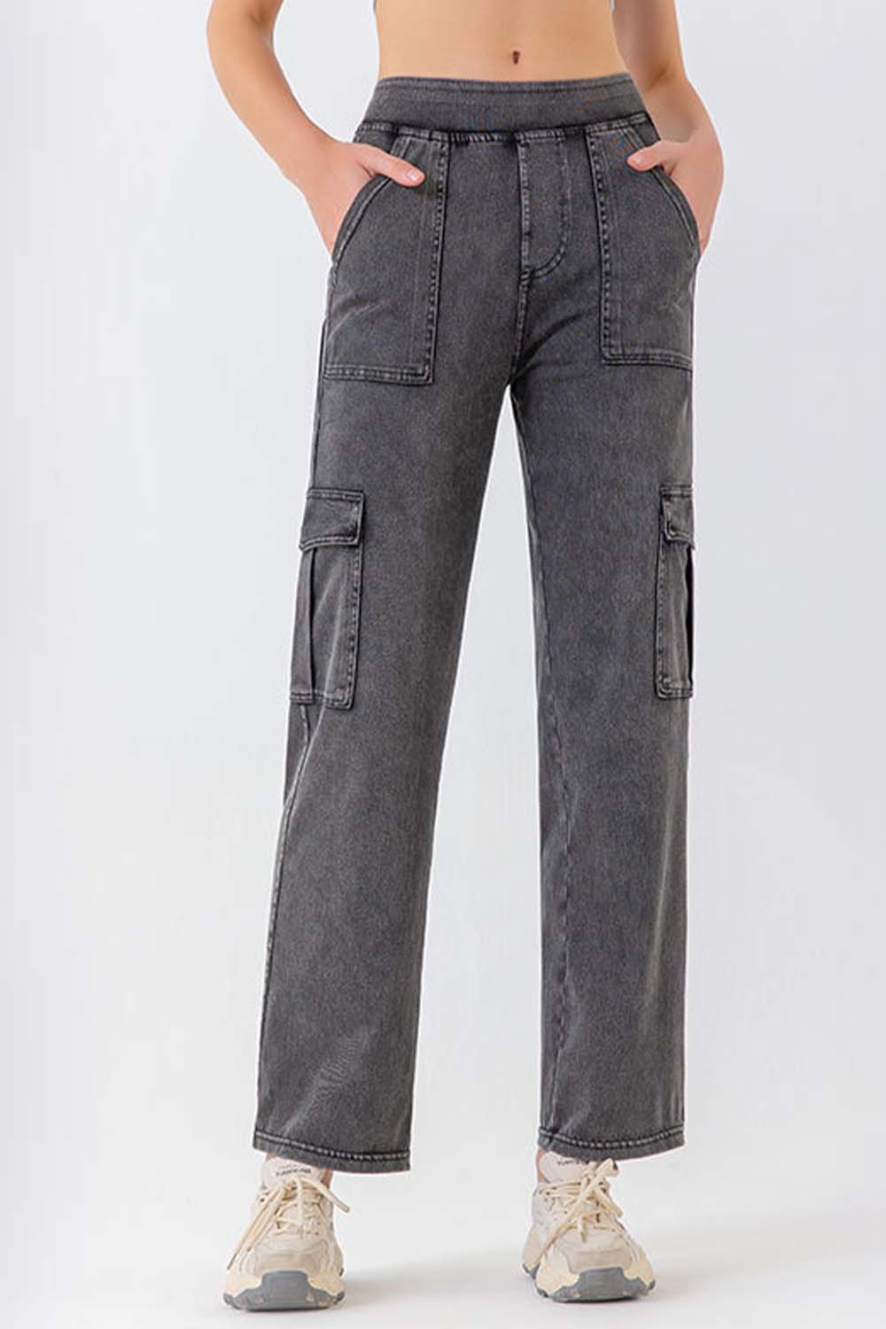 button fly pocketed long jeans