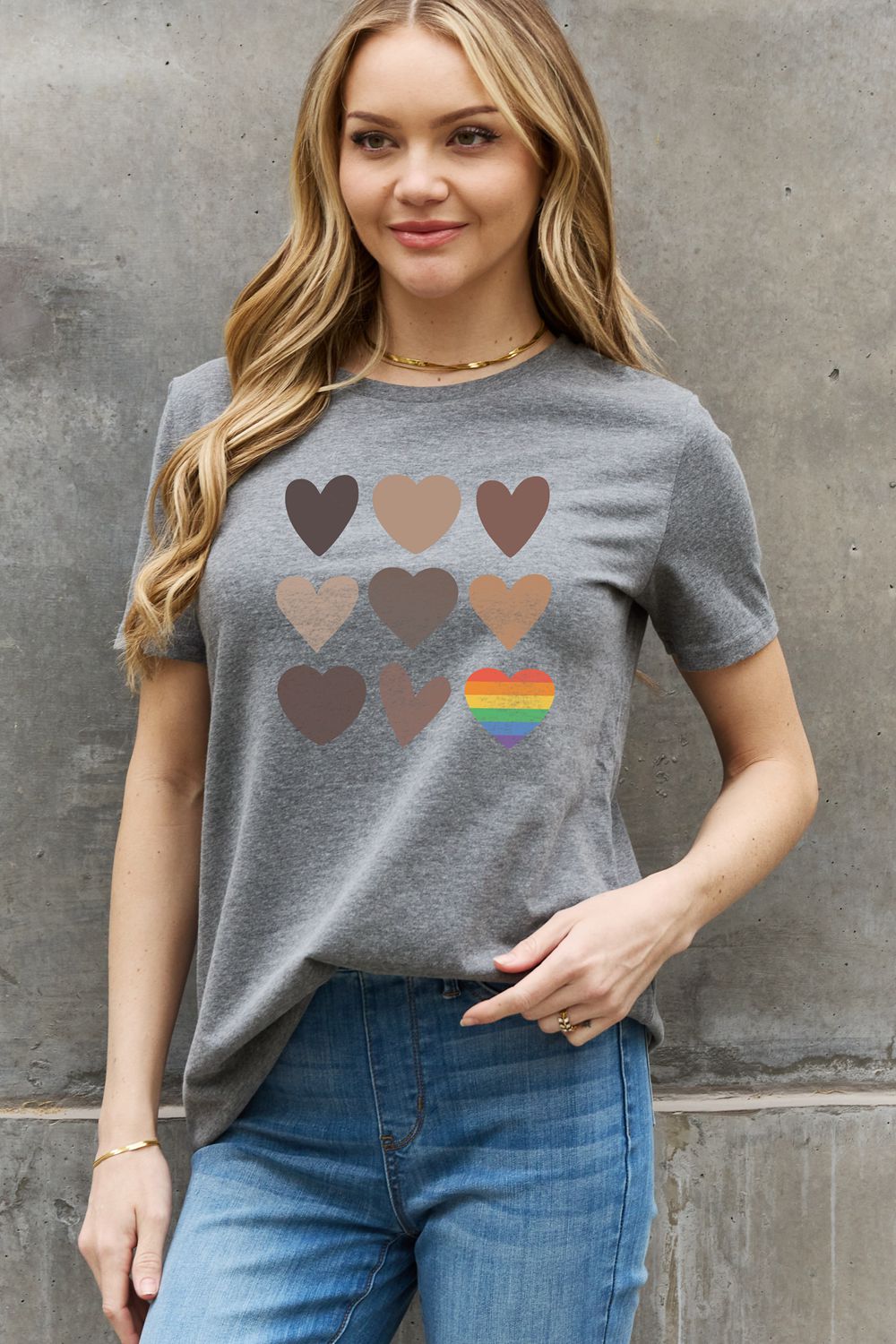 simply love simply love full size heart graphic cotton tee