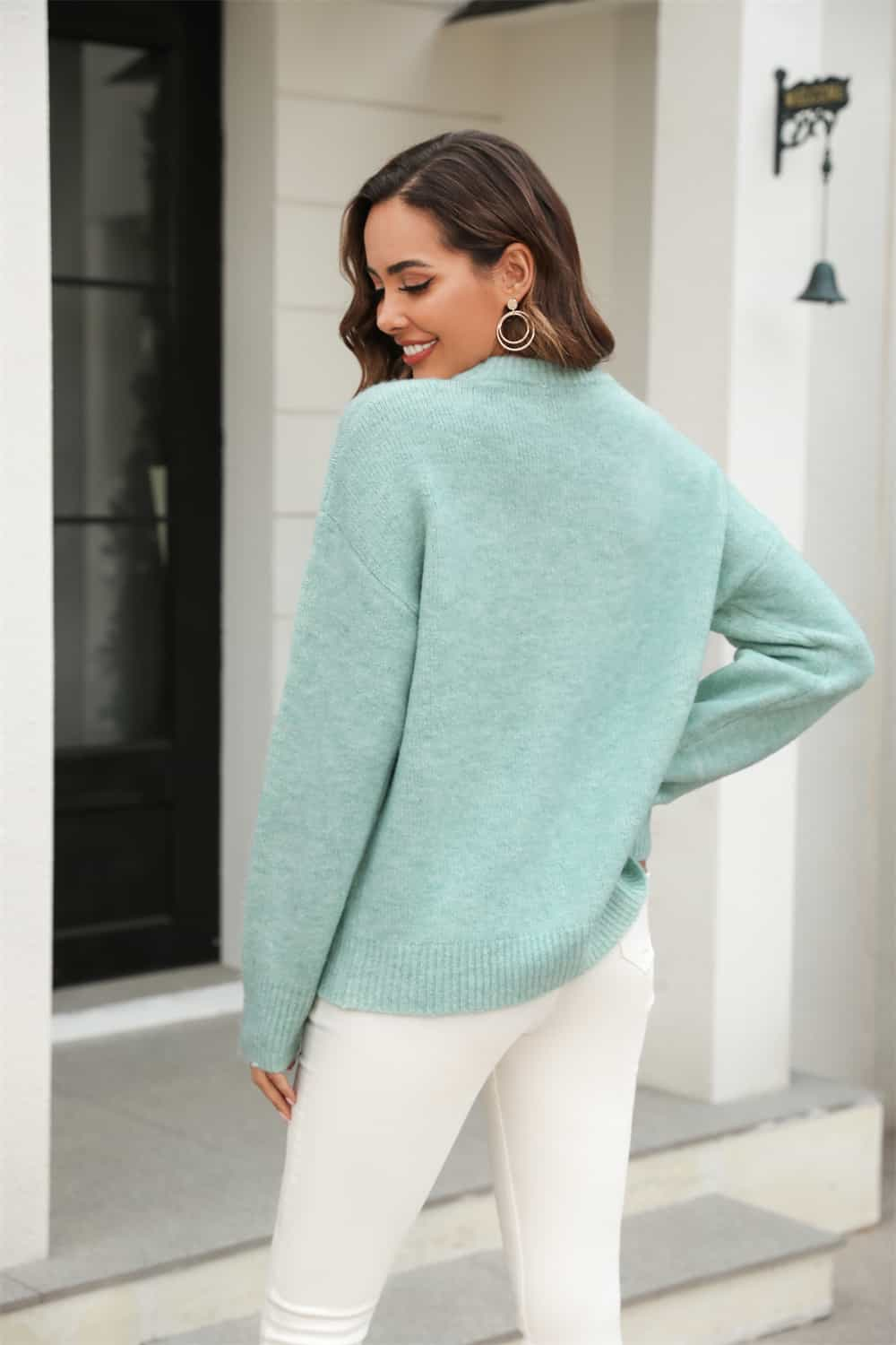 round neck ribbed long sleeve sweater