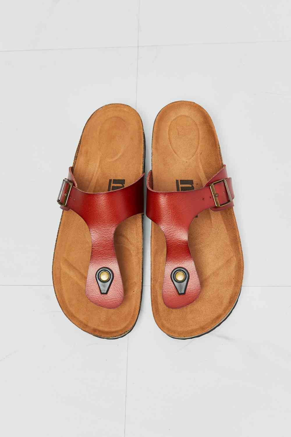 mmshoes drift away t-strap flip-flop in red