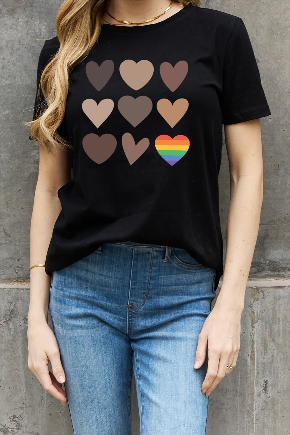 simply love simply love full size heart graphic cotton tee