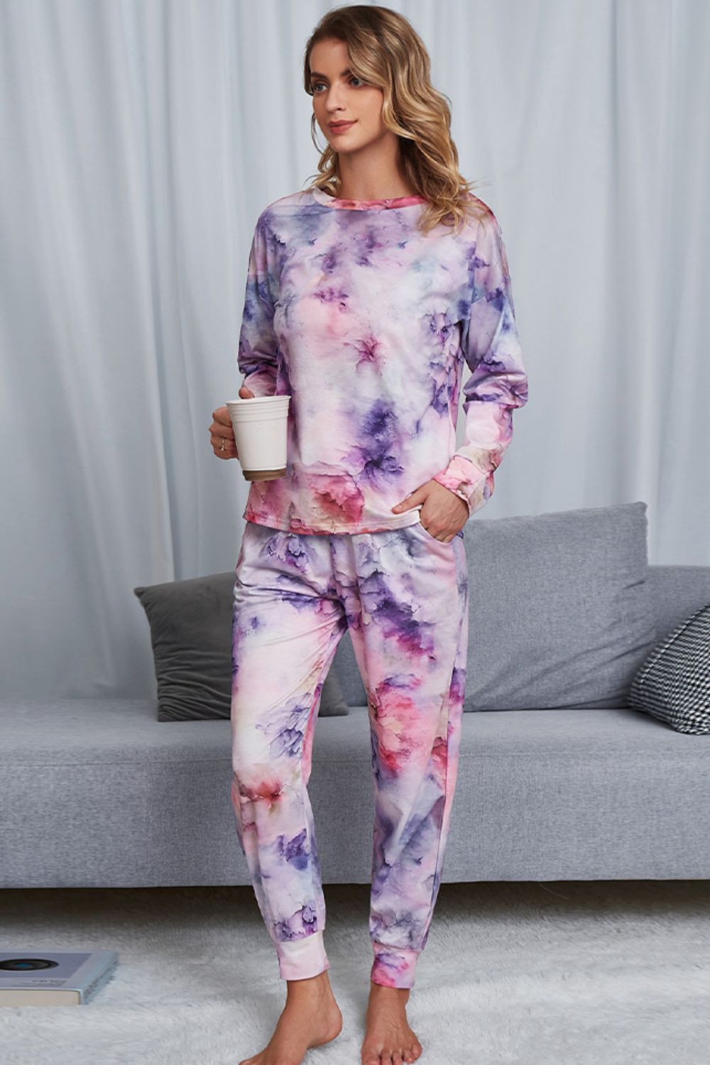 tie-dye crewneck top and drawstring waist joggers lounge set