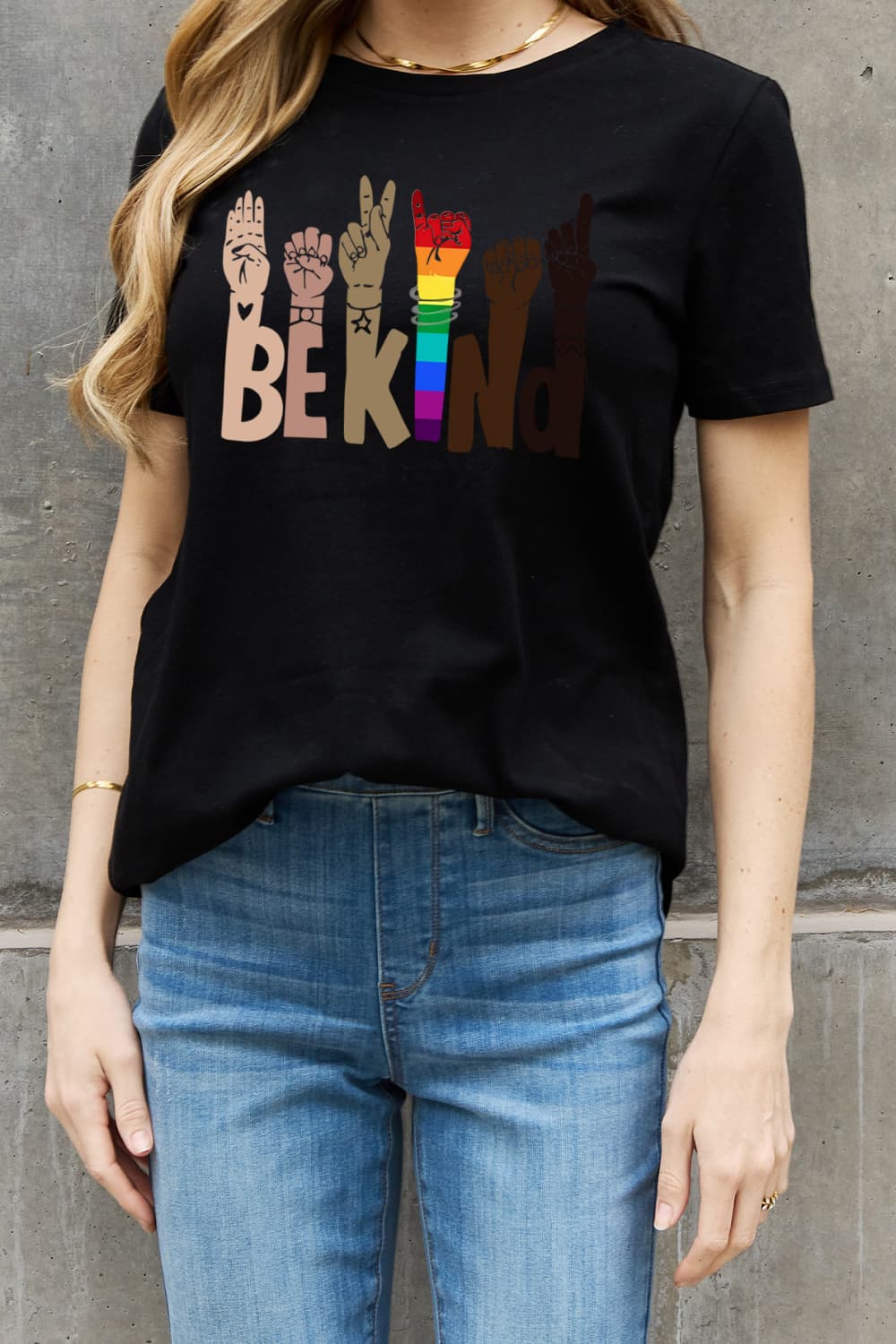 simply love full size be kind graphic cotton tee