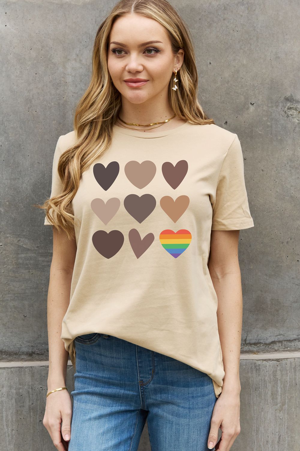 simply love simply love full size heart graphic cotton tee