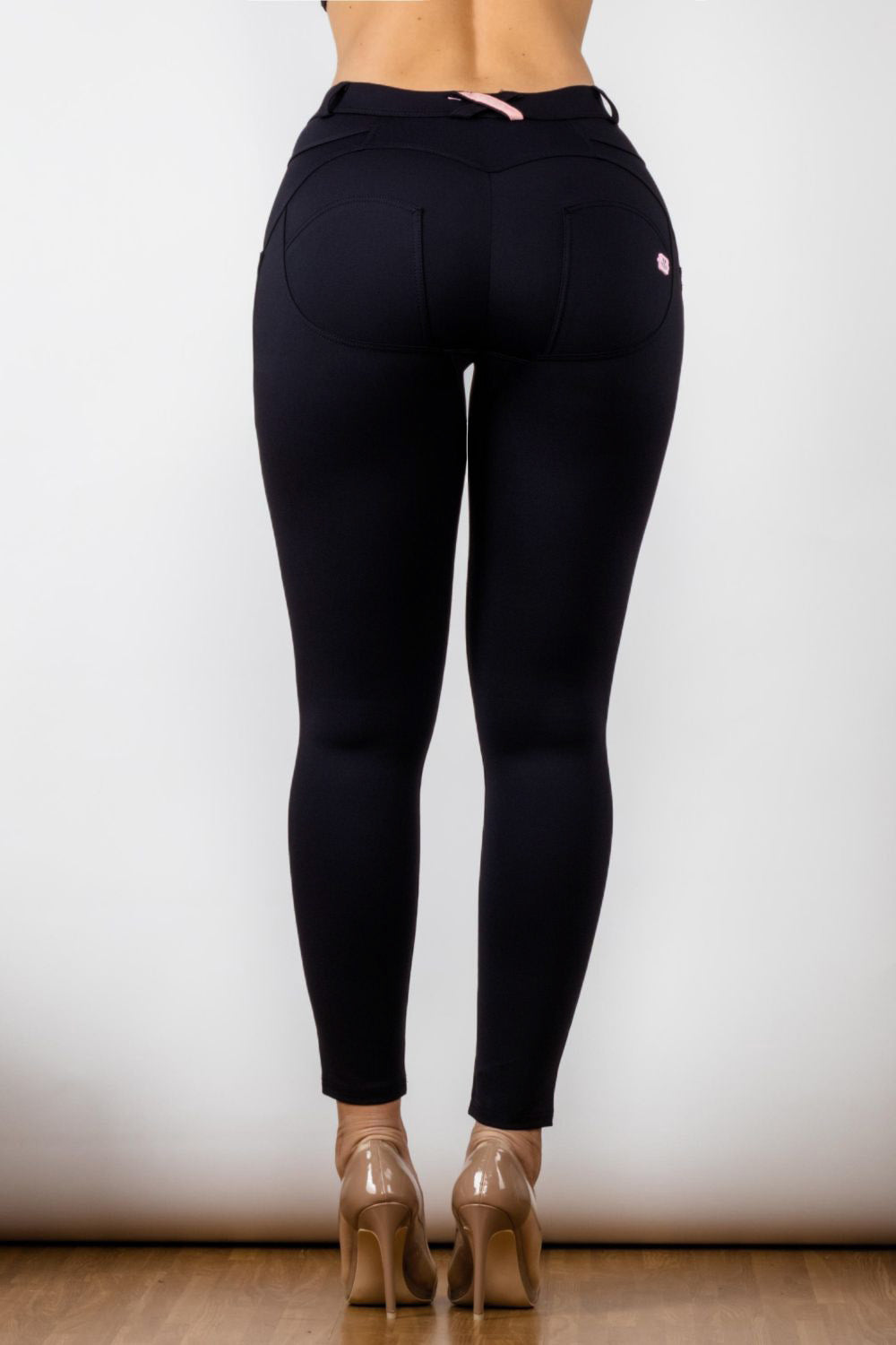 full size contrast detail buttoned leggings