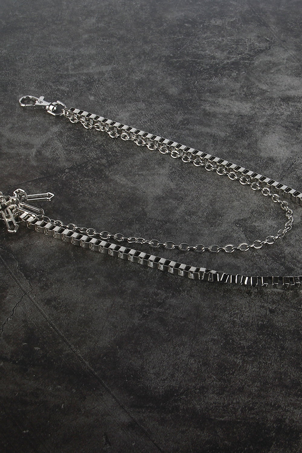 double-layered cross waist chain