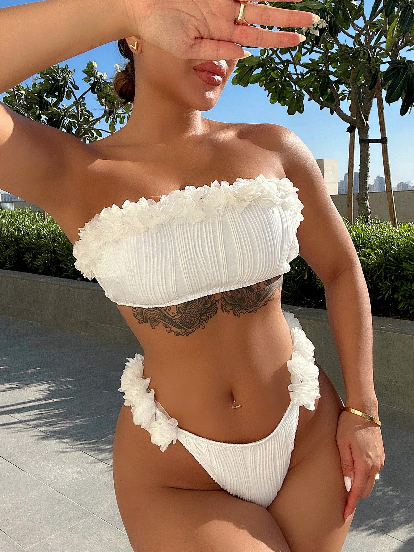 applique tie back two-piece bikini set