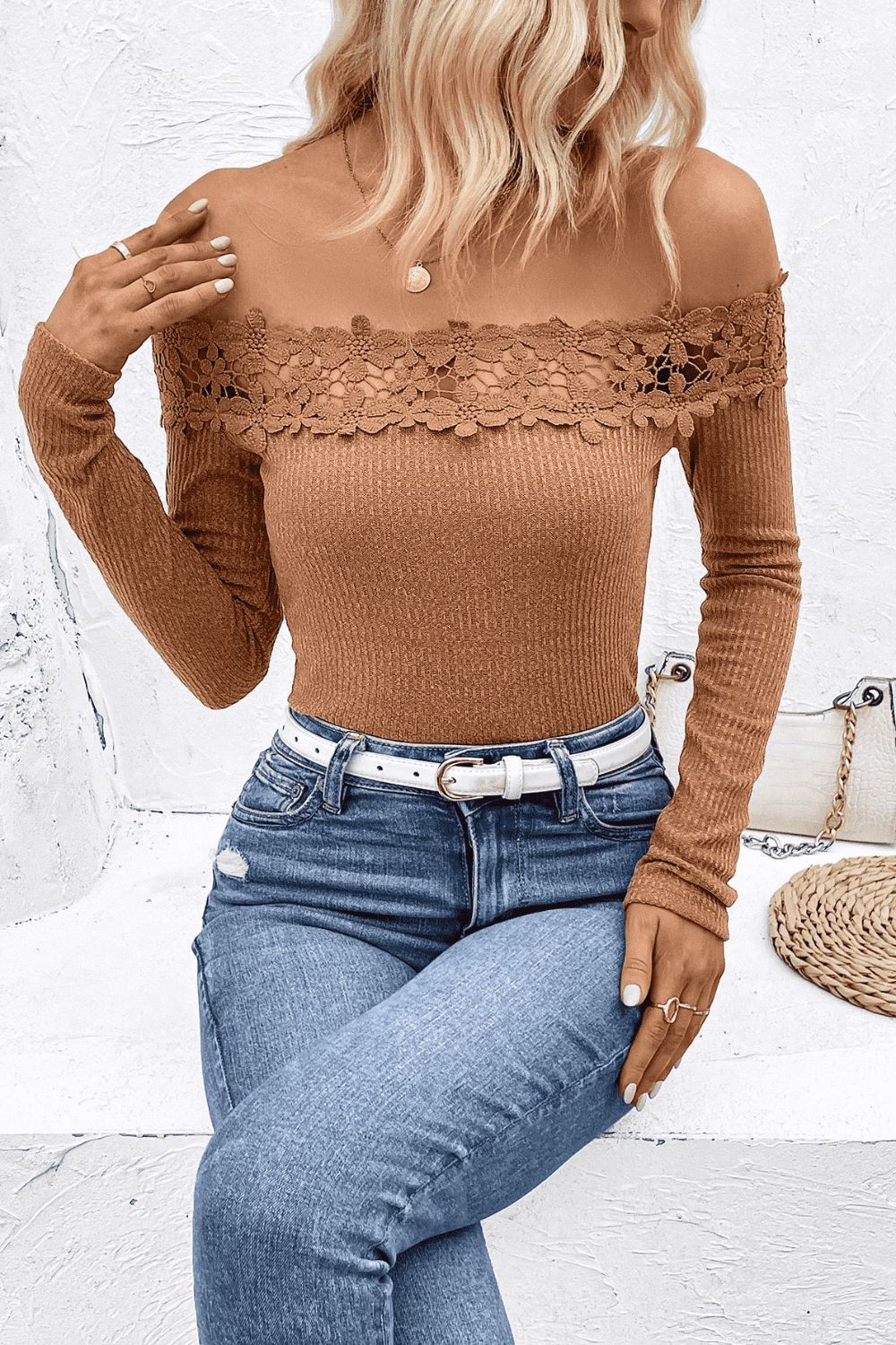 off-shoulder lace trim ribbed tee