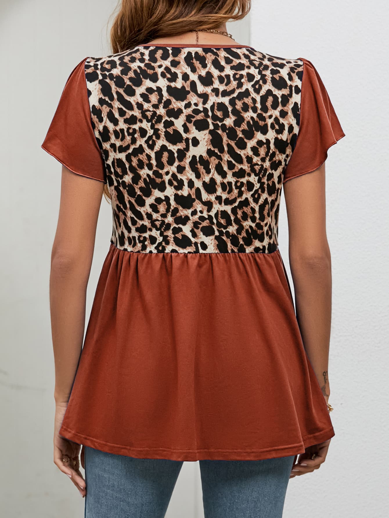 leopard round neck flutter sleeve babydoll blouse