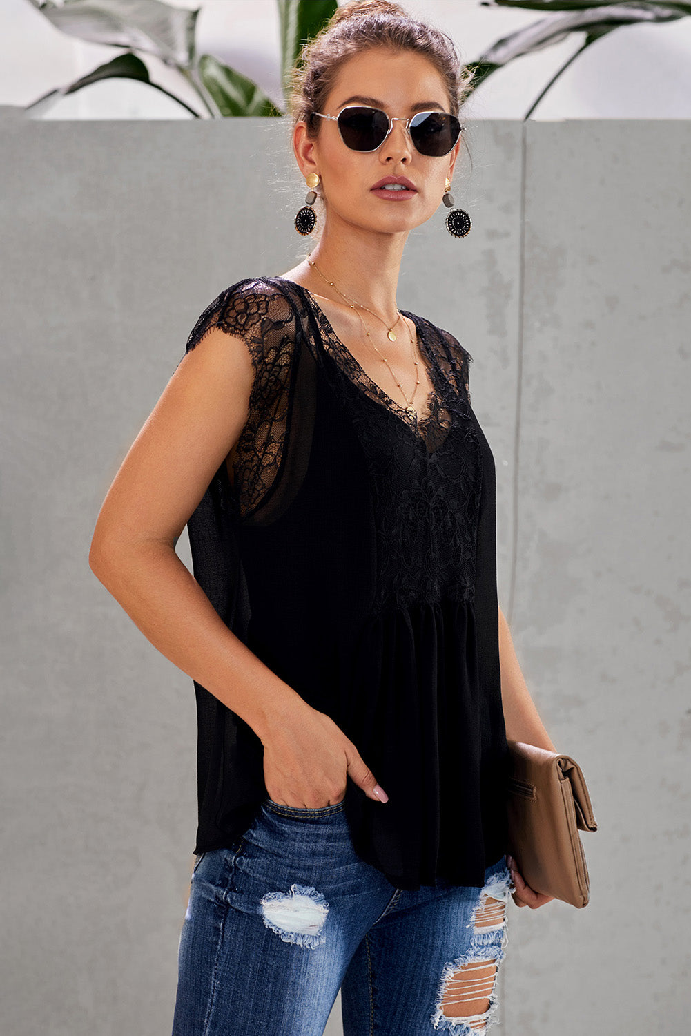 eyelash trim spliced lace v-neck tank