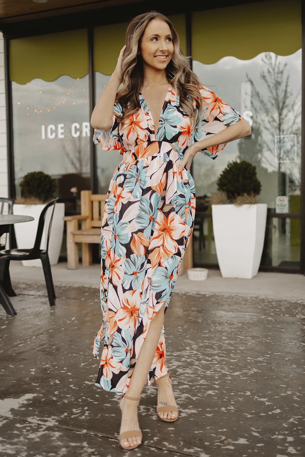 floral slit plunge short sleeve dress