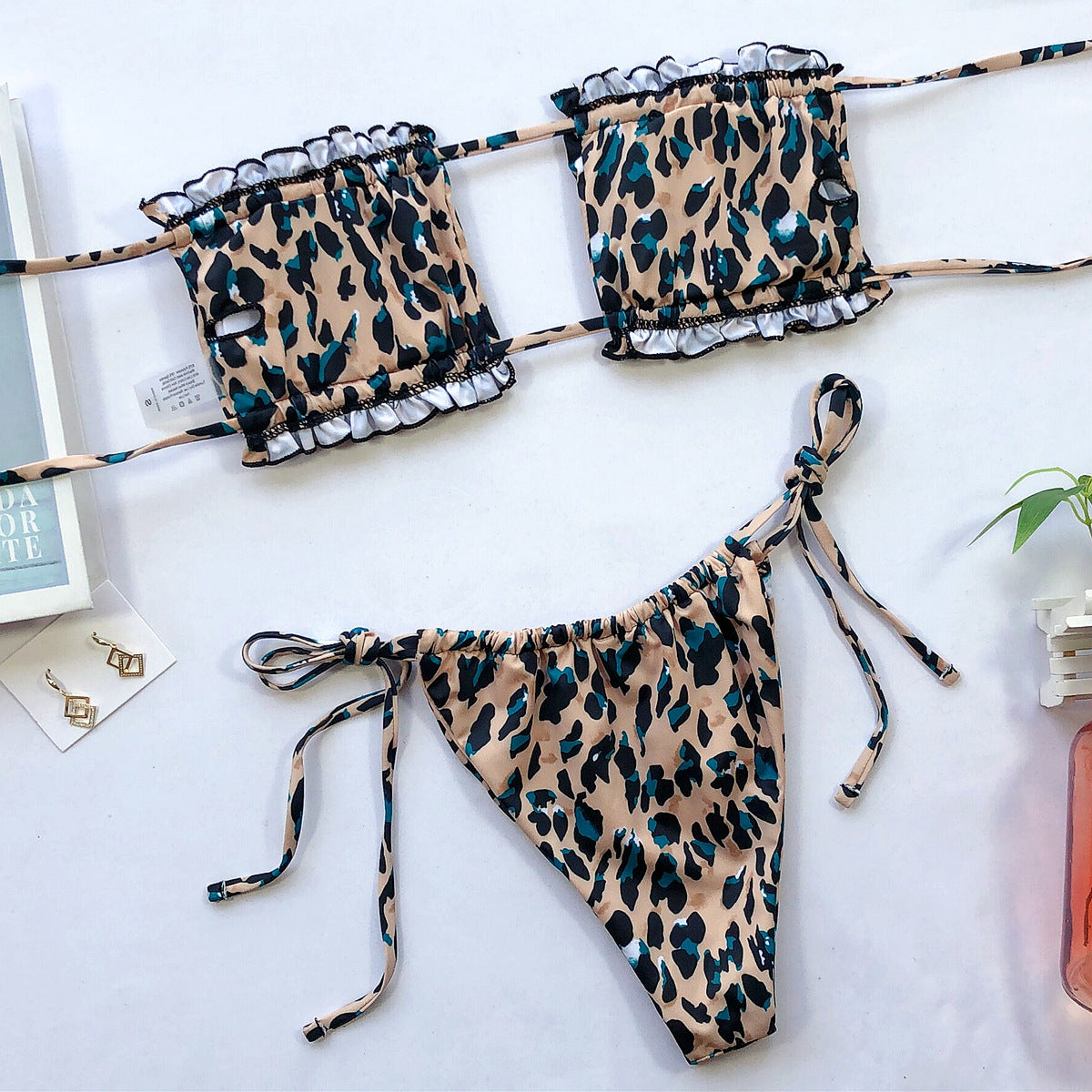 frill trim ruched bikini set