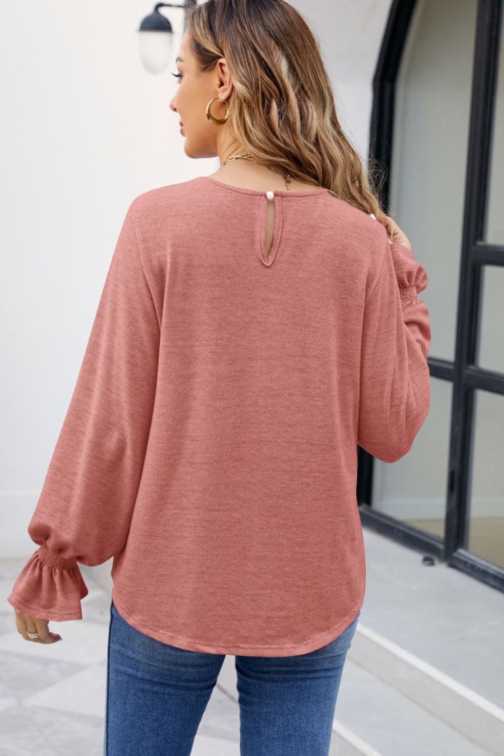 round neck flounce sleeve blouse