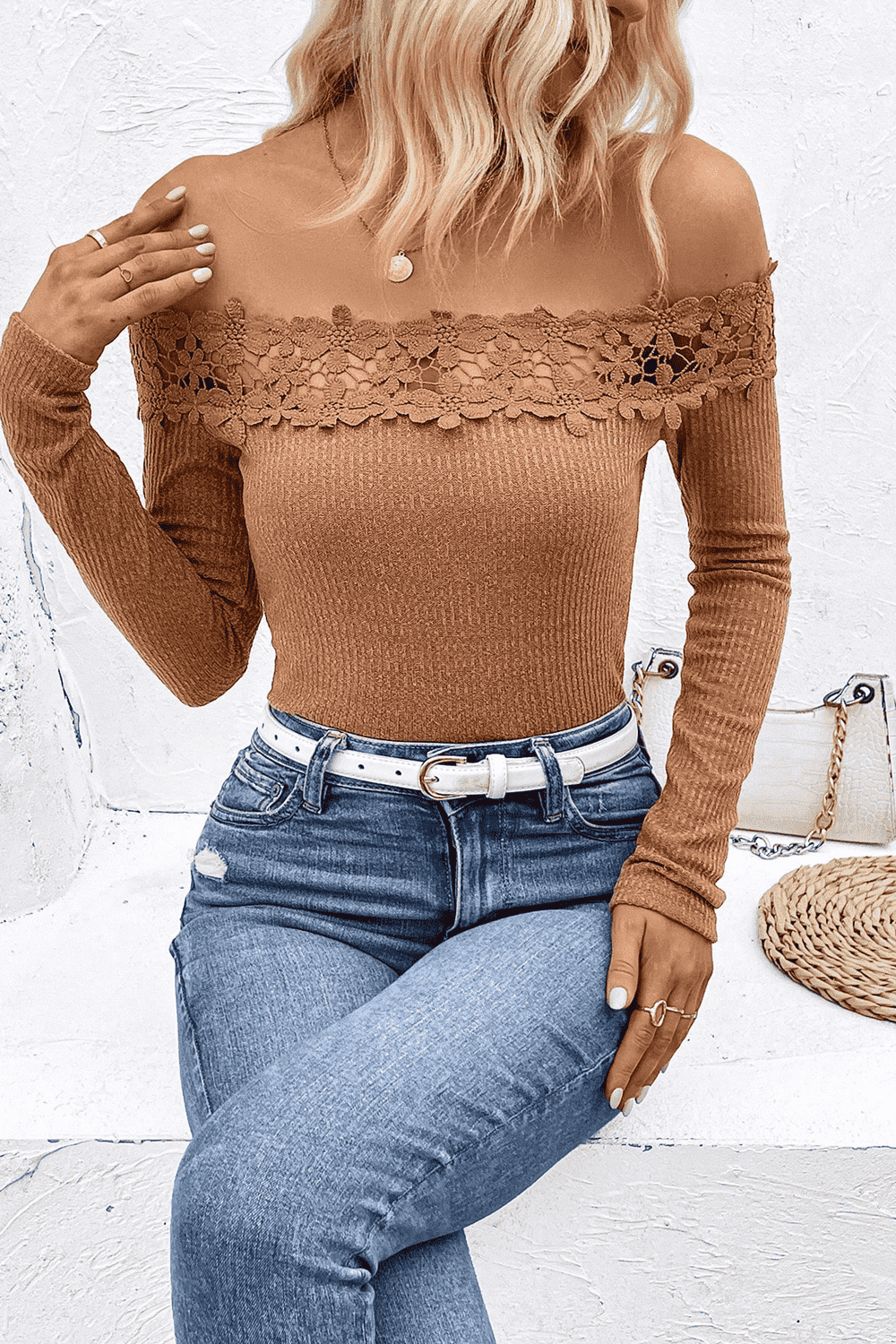 off-shoulder lace trim ribbed tee
