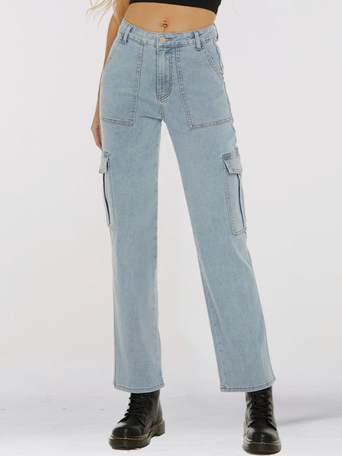 straight leg jeans with pockets