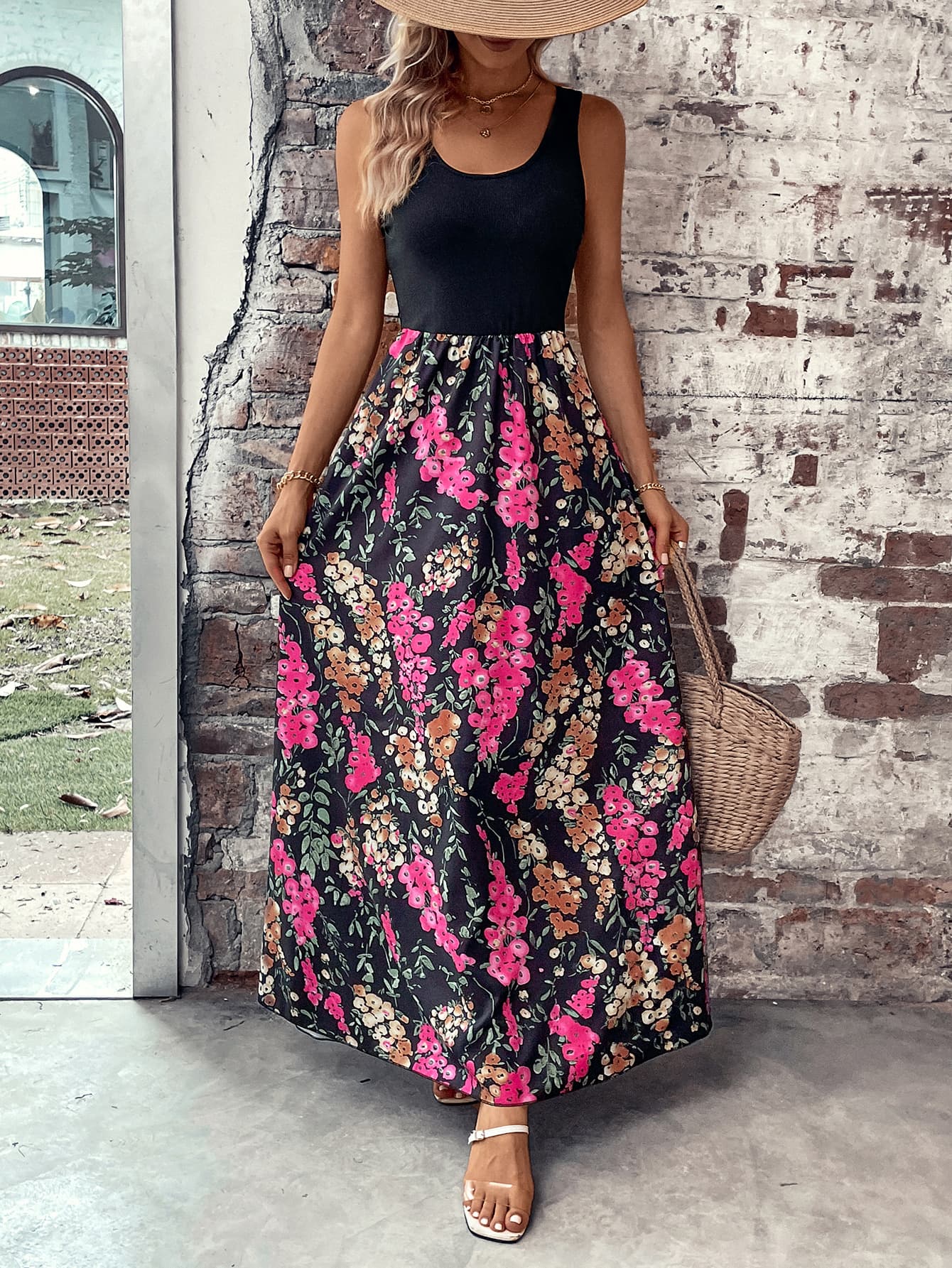 floral scoop neck sleeveless maxi dress