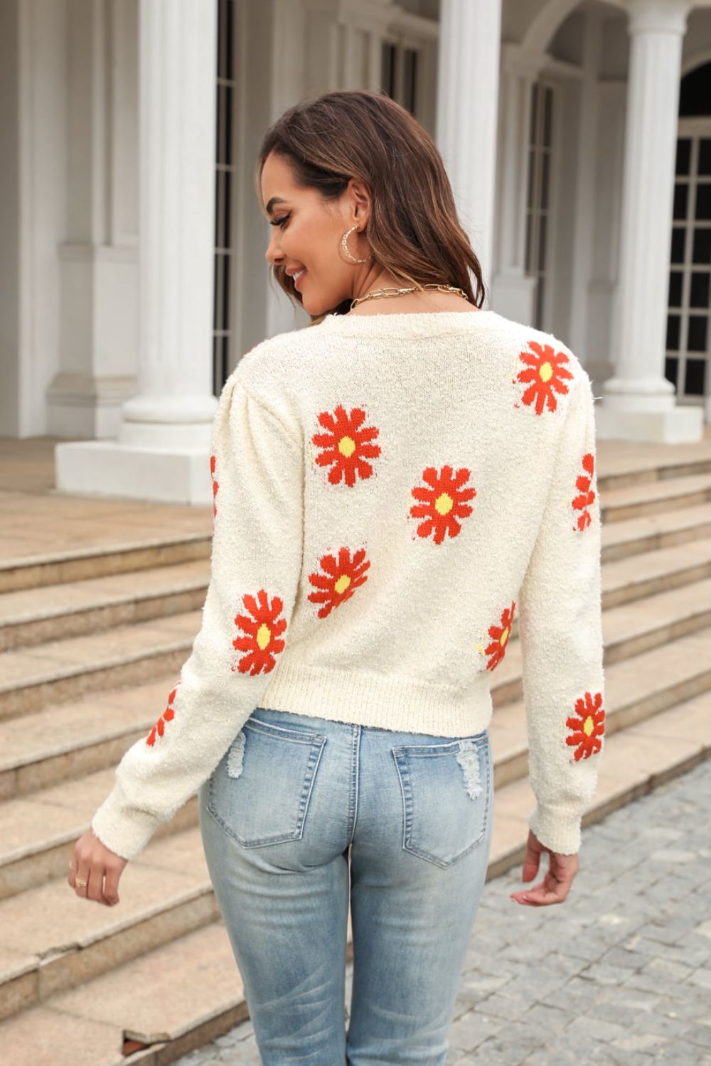 flower pattern round neck short sleeve pullover sweater