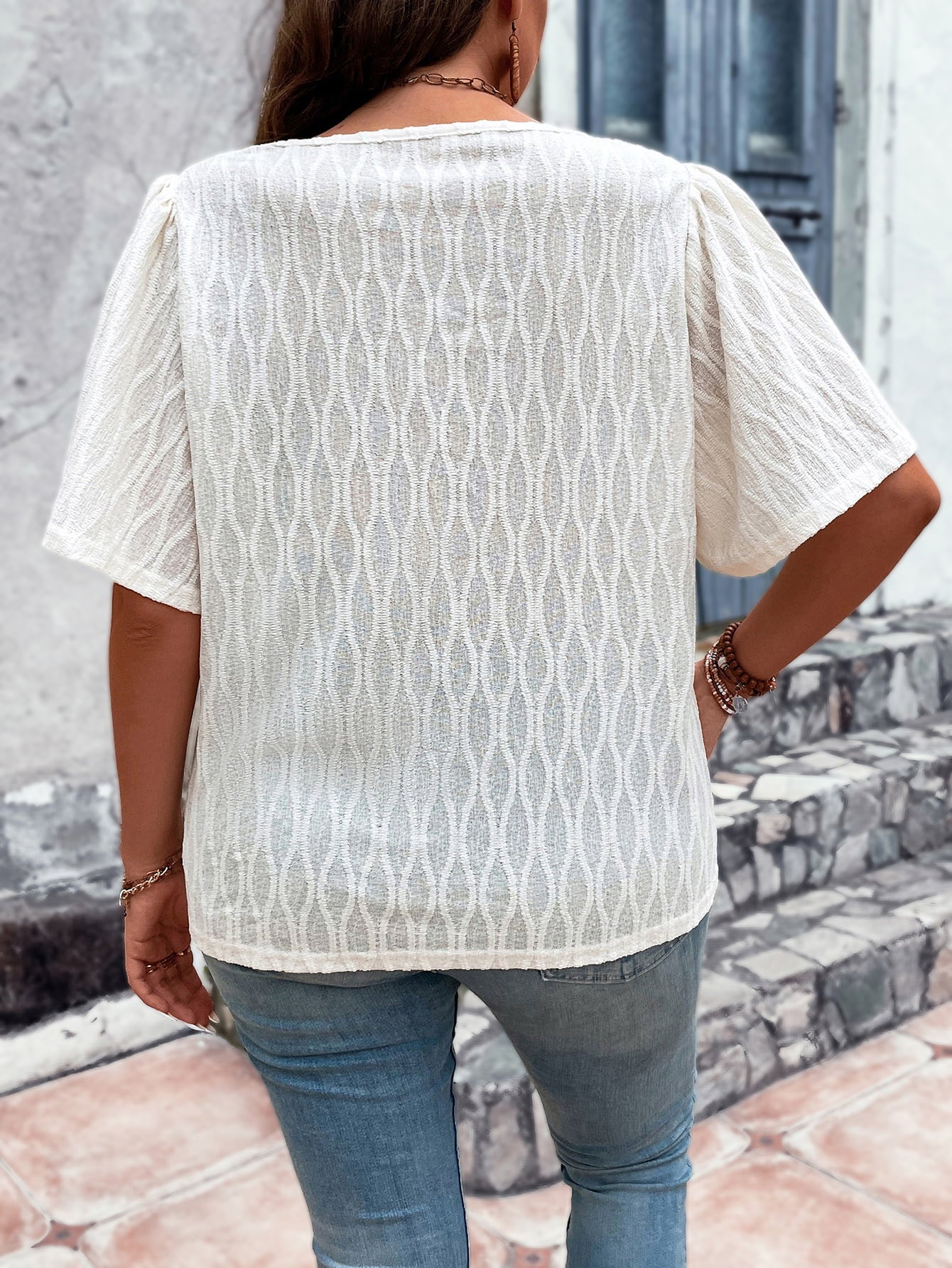 plus size v-neck puff sleeve blouse