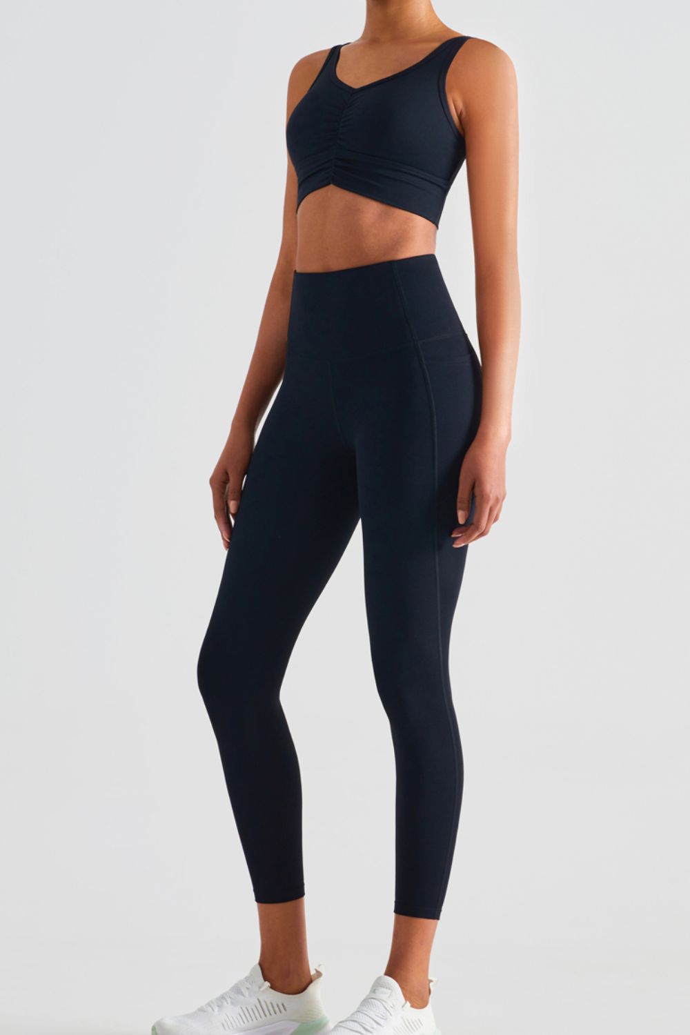 wide waistband sports leggings with pockets